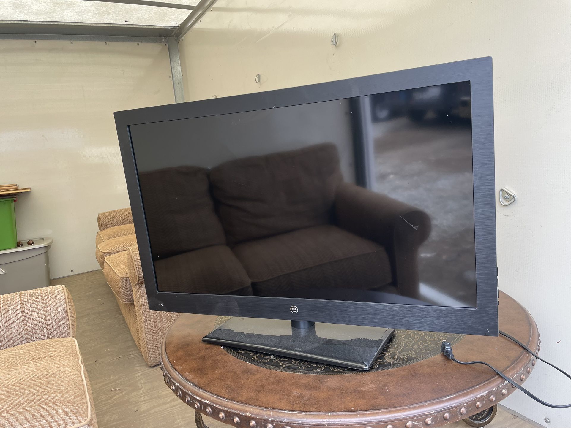 TV