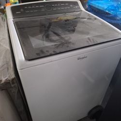 Non-Agitator Washing Machine