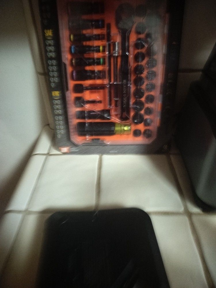 Klein Tools 39 Piece Ratchet Set Brand New Reg Price $165 For 60