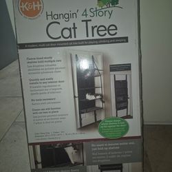Hanging 4 story cat tree