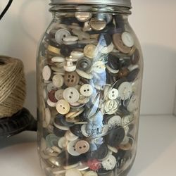 Jar Full Of Buttons 