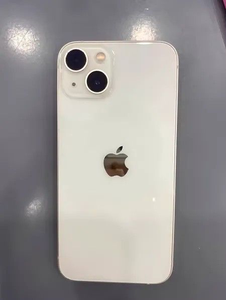 Apple iPhone 13, 128GB, White - Unlocked (Renewed)