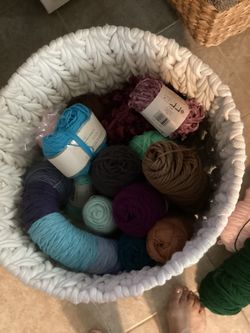 Yarn & big rolls of scrap yarn