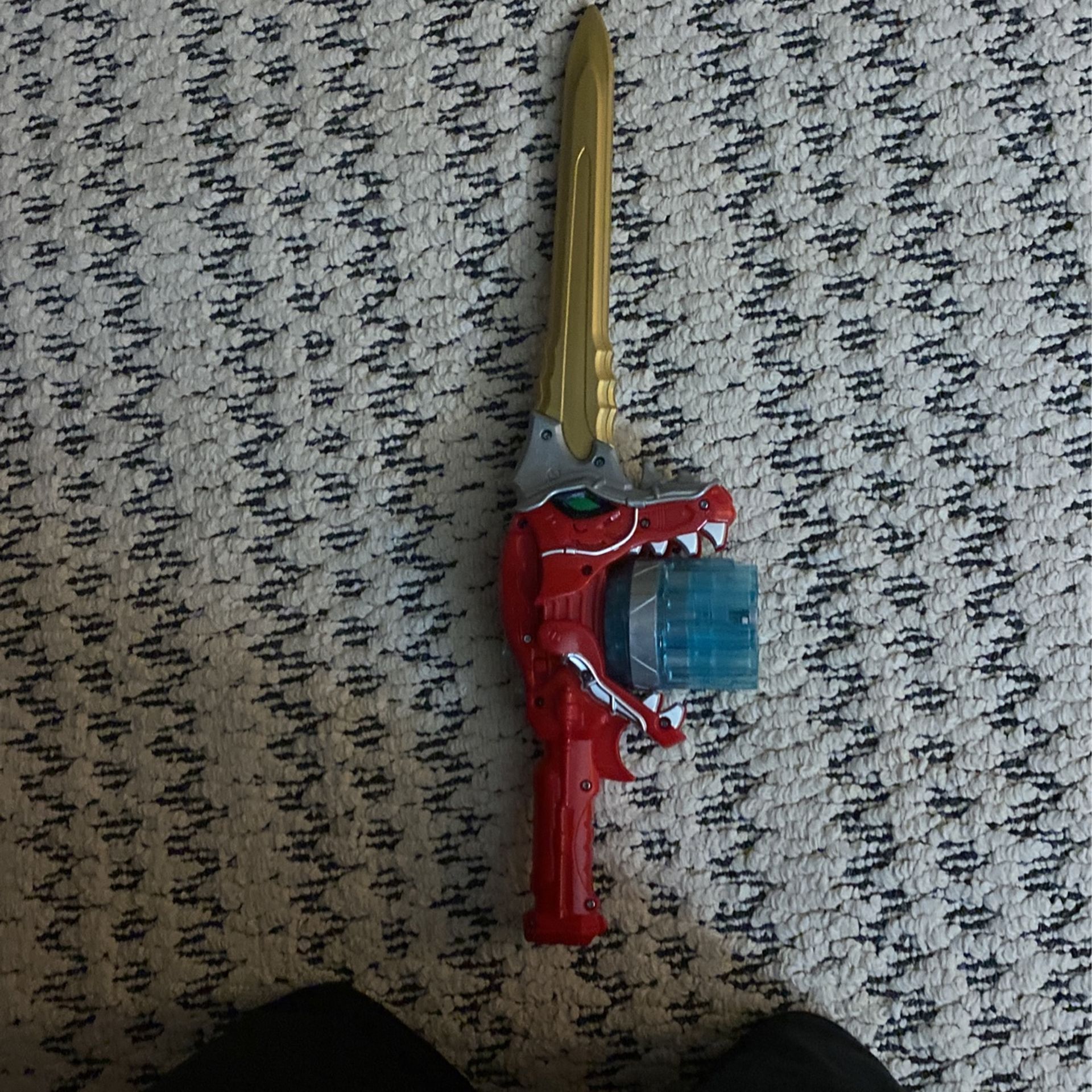 Power Rangers Dino Charge Super Saber