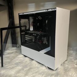 Mid range custom built gaming pc