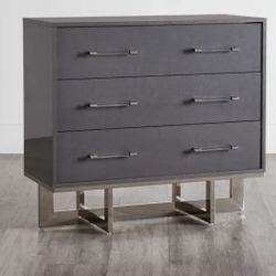 Dresser – Nightstand = Pick Up Or Delivery