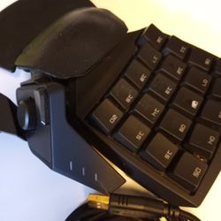 Razer Orbweaver Chroma Gaming Keypad