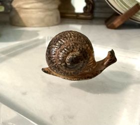 Itty Bitty Vintage Miniature Ceramic Snail Figurine Trinket Shelf Made in Japan