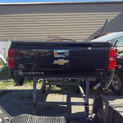 Chevy Silverado Complete Bed/tailgate 