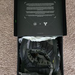 Destiny x Palladium Europa Boots (Size 10)