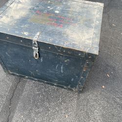 Vintage Antique Trunk Chest