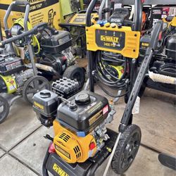 Pressure Washer Dewalt 3400
