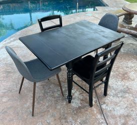 Kitchen Table