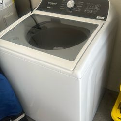 Whirlpool 4.8cu ft. Top Load Washing Machine