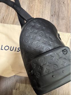 Men’s Lv bag