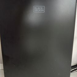 Mini Fridge 