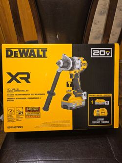 Dewalt hammer drill kit BRAND NEW