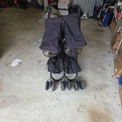 BABY STROLLER: MACLAREN TWIN TECHNO 