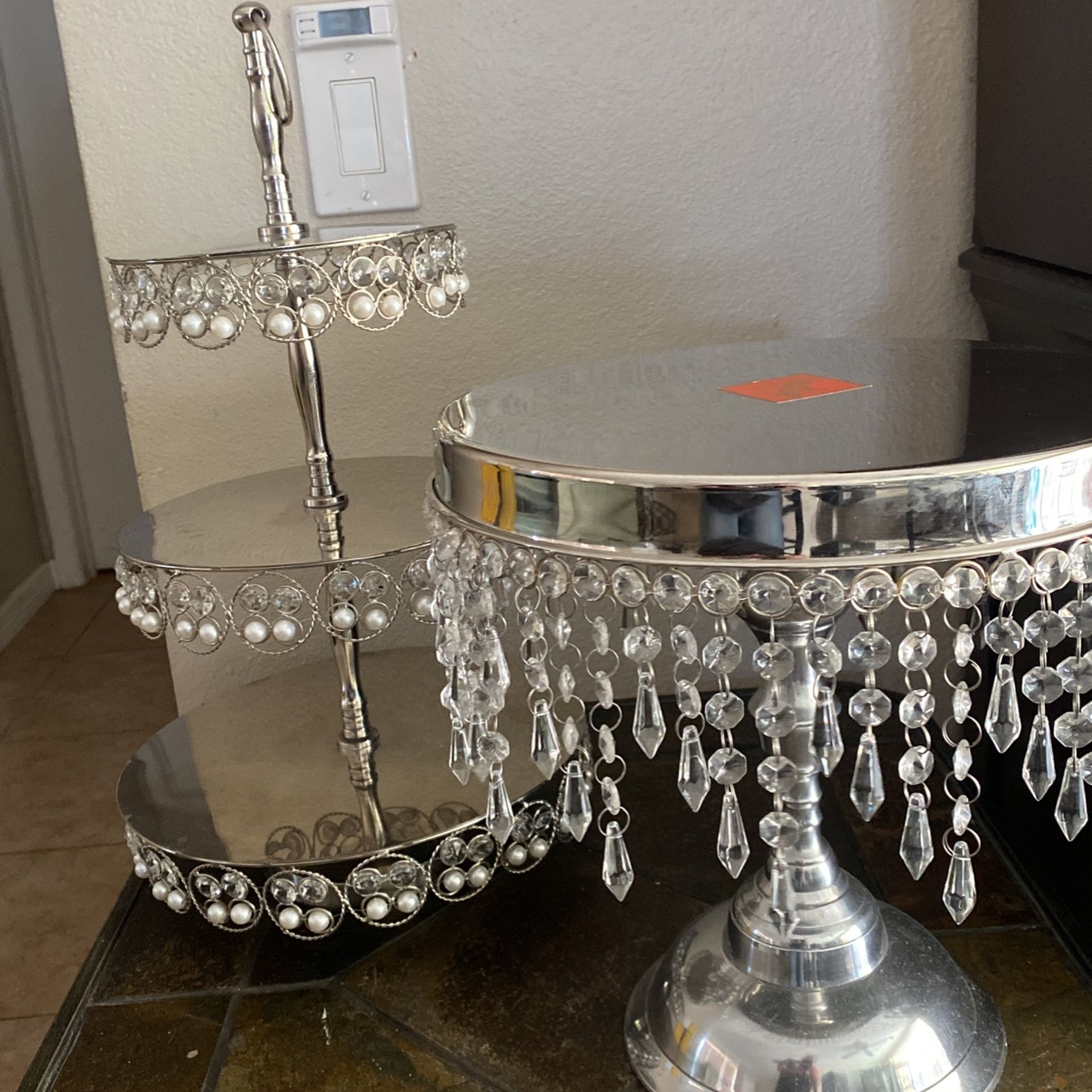 DECORATIVE CAKE And Cupcake Stand