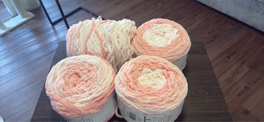 Chunky Chenille Yarn Skeins Peach Cream 4 Pack