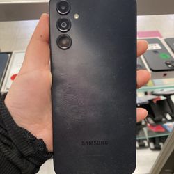 Samsung Galaxy A14 5g 64gb Factory Unlocked Comes with store warranty 