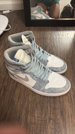 Jordan 1 SIZE 11 NEED GONE