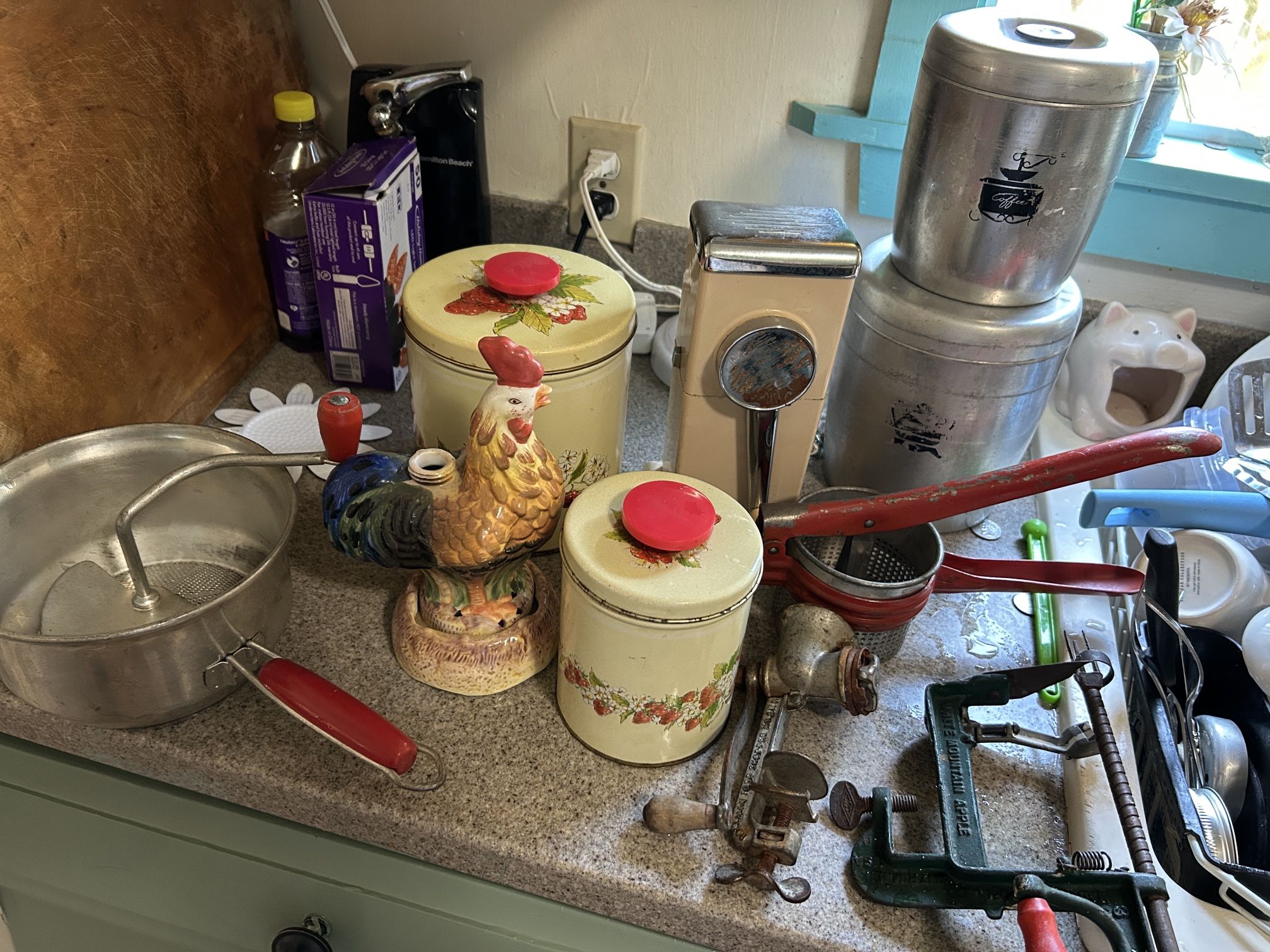 Misc Antique Kitchen Ware