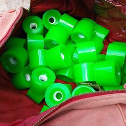 Neon Green Longboard/skateboard Soft Wheels . 4 / 12$!