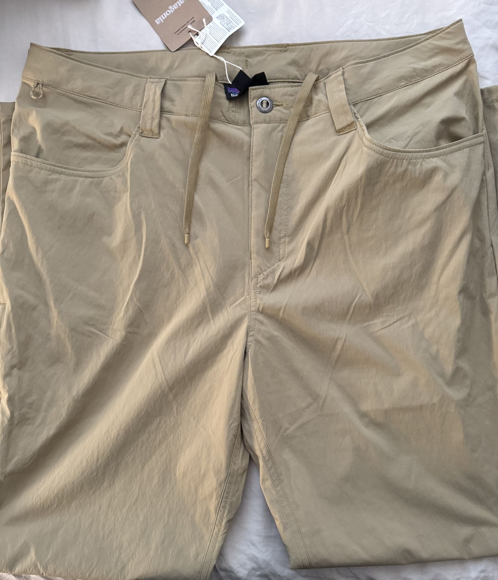 Patagonia Men’s Pants 36 New!!!
