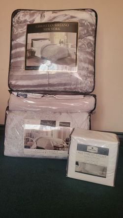 COMFORTERS & QUEEN SHEET SET