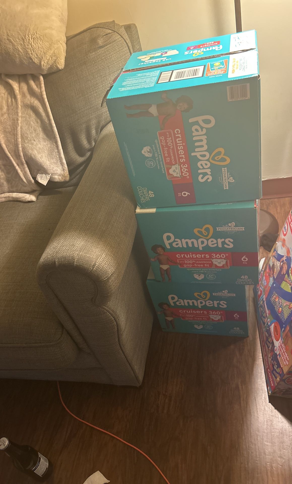 Pampers Cruisers Size 6