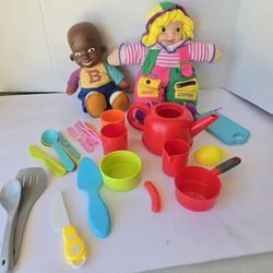 Girls Lot Of Mixed Toy Dishes And Baby Doll