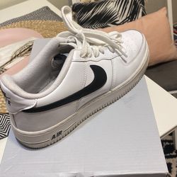 Air force 1 black & white