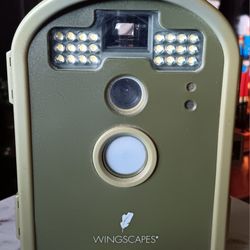 Windscapes BirdCam Pro  Digital Wildlife Motion-Activated Camera. Waterproof.