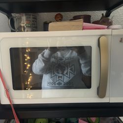 Drew Barrymore Microwave 