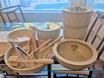 Brand New Detachable Cookware Set