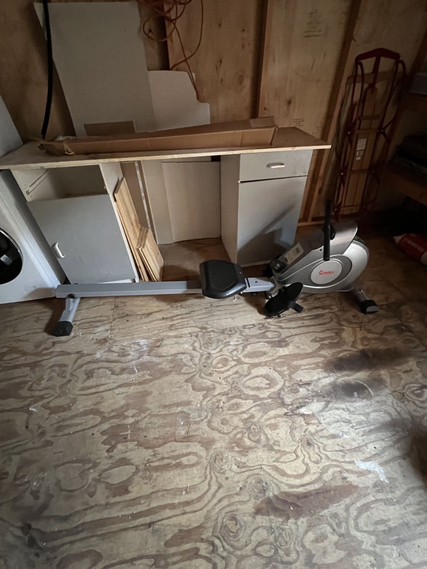 Sunny Rowing Machine Gym Exercise Equipment