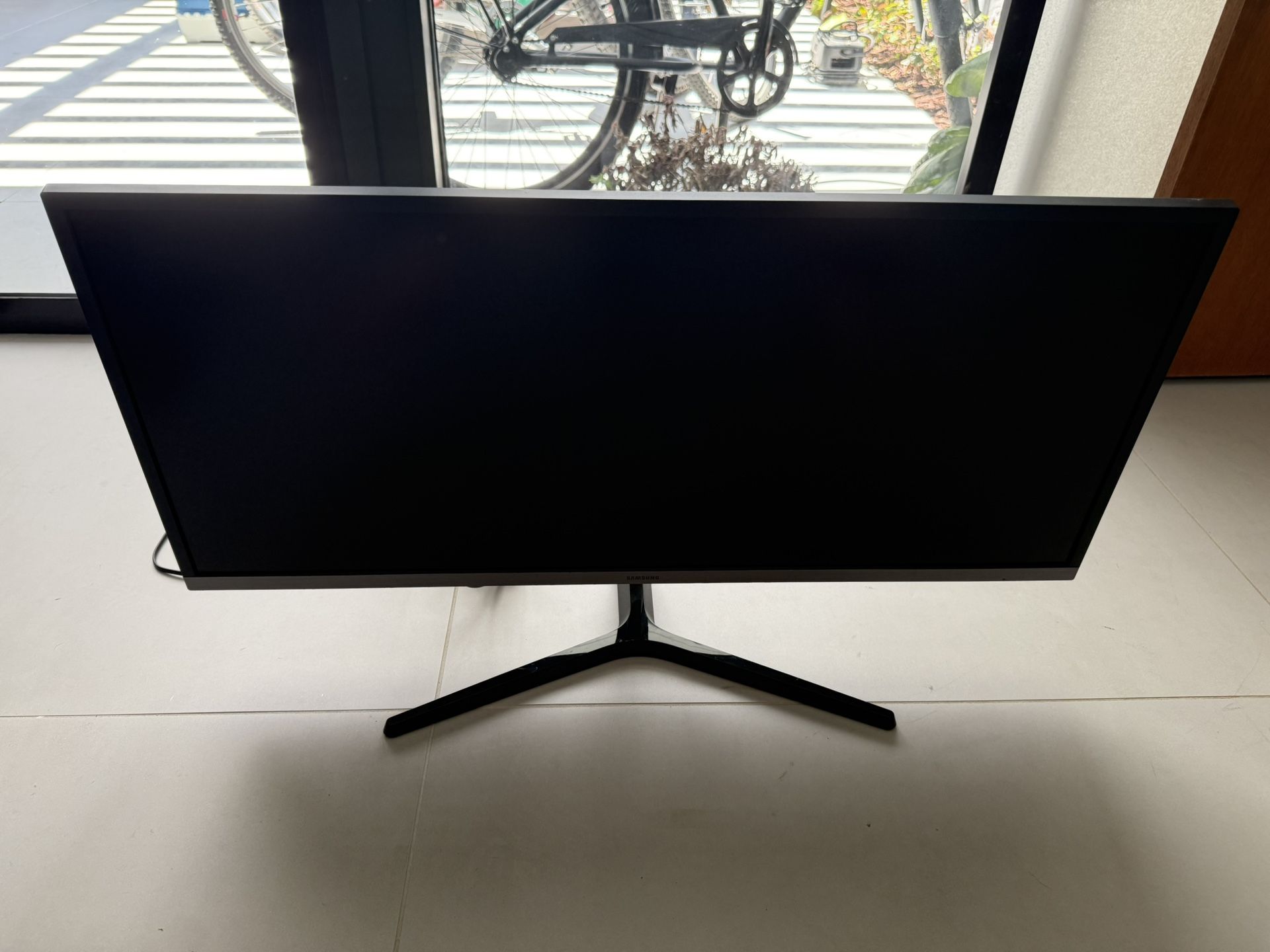 Samsung 34" Class Ultrawide Monitor with 21:9 Wide Screen, S34J552WQNX