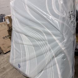 SALE 💥King Mattress Tempurpedic LuxeAdapt Soft 2.0 💥