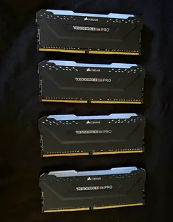 Corsair Vengeance RGB Pro 128GB (4x32GB) DDR4-3200 DIMM 288-Pin CMW128