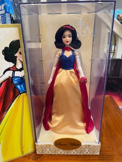 NIB - Snow White Disney Designer Doll