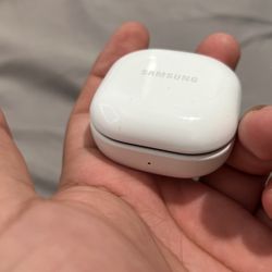 Samsung buds2
