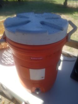 Ice chest