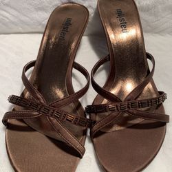 Kenneth Cole Unlisted Sing Song Sandal