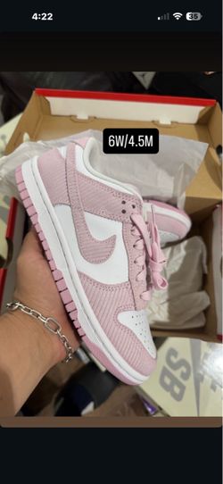 Dunk pink corduroy size 6W/4.5M