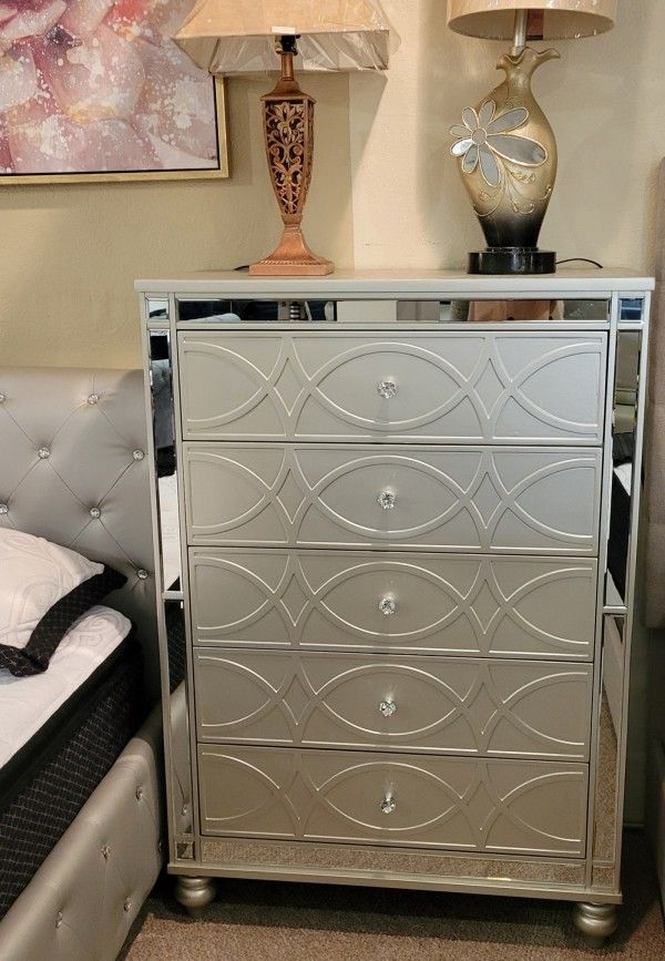 Silver Mirrored Chest New