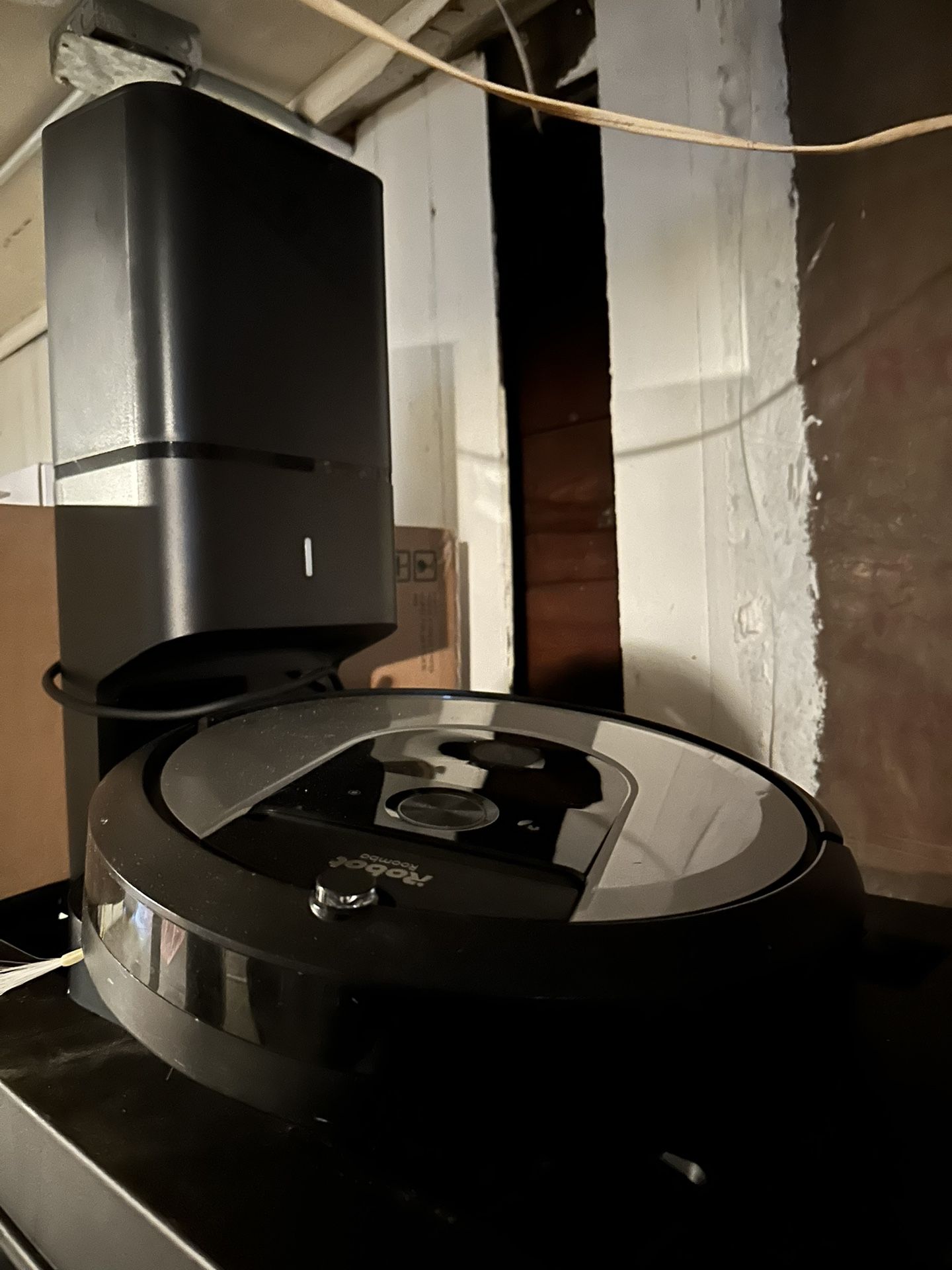 Roomba Vacuum