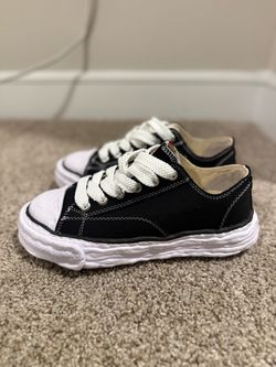 Maison miharas size 40 (7.5)