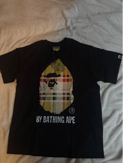 Black burberry bape tee