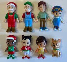 CoComelon Family Figures (8pcs)